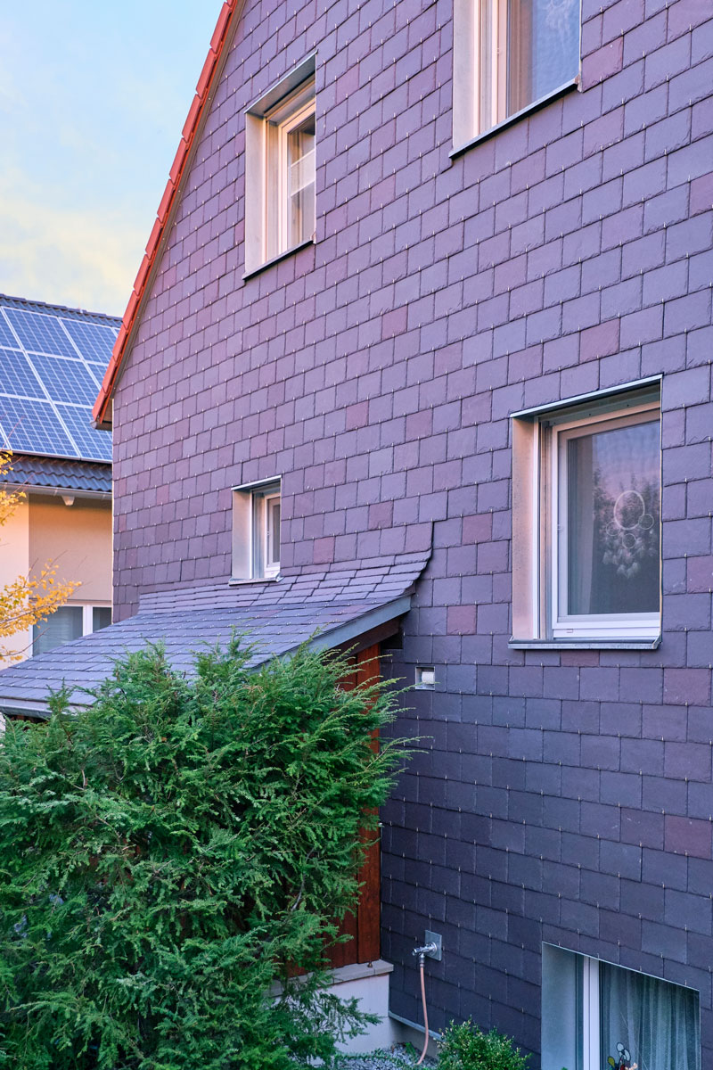 BV-Gaunitz-Fassade-purpur-40x25-web2